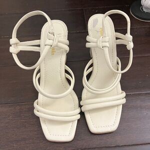 Cult Gaia White Kayla Heel Size 37